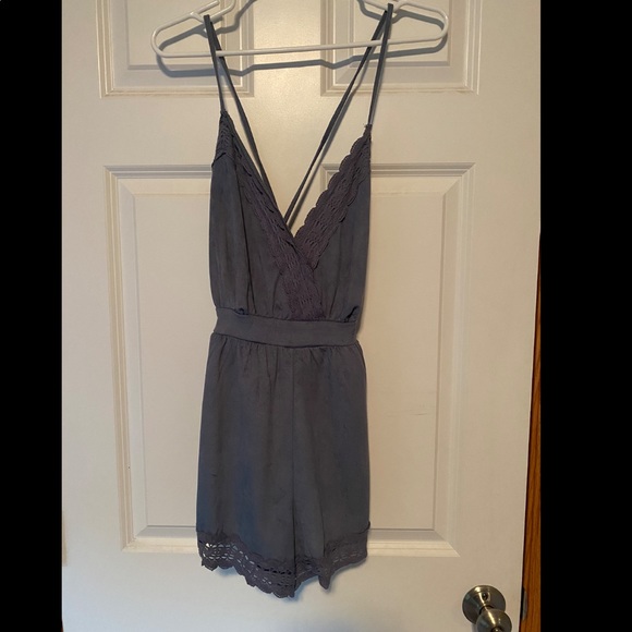 Open Back Romper - Picture 1 of 6